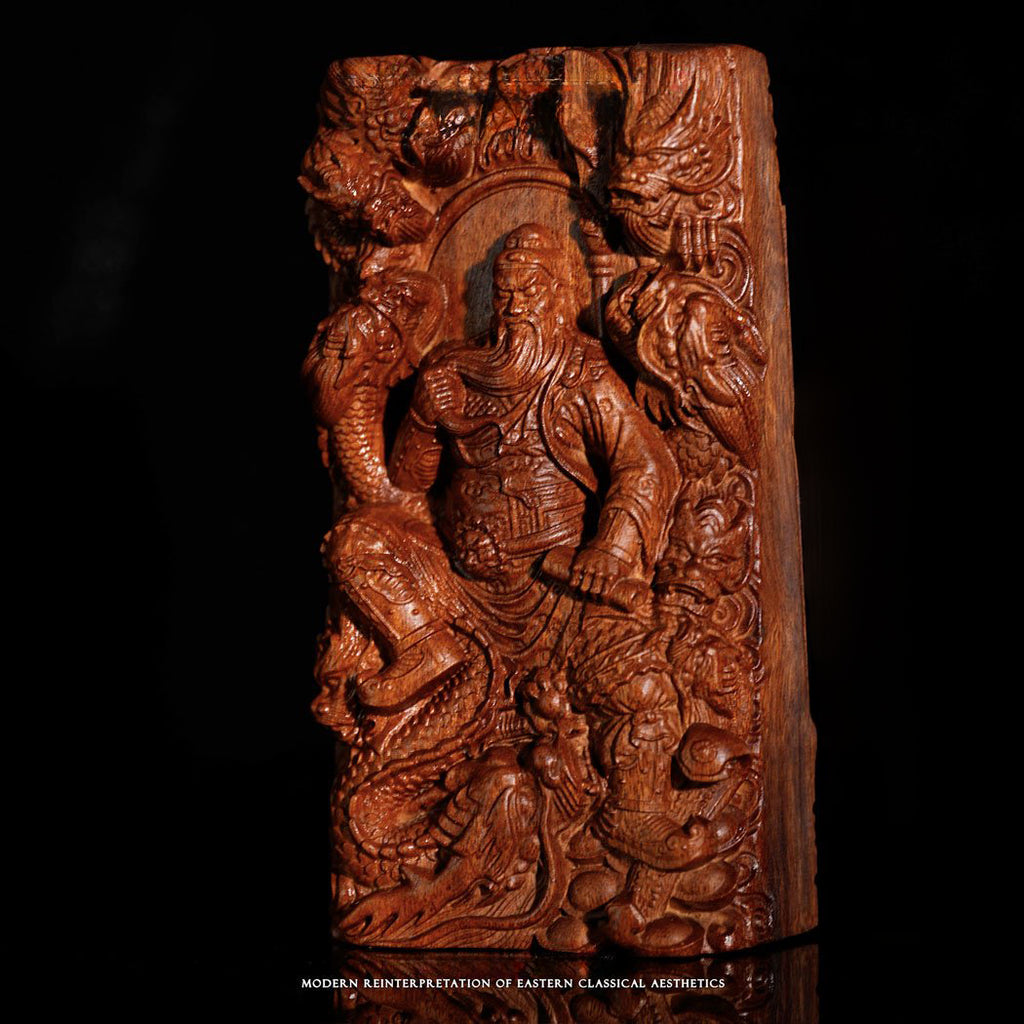 Three-dimensional wooden sculpture of Guan Gong