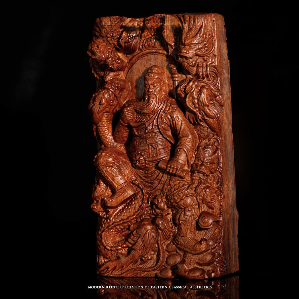 Three-dimensional wooden sculpture of Guan Gong