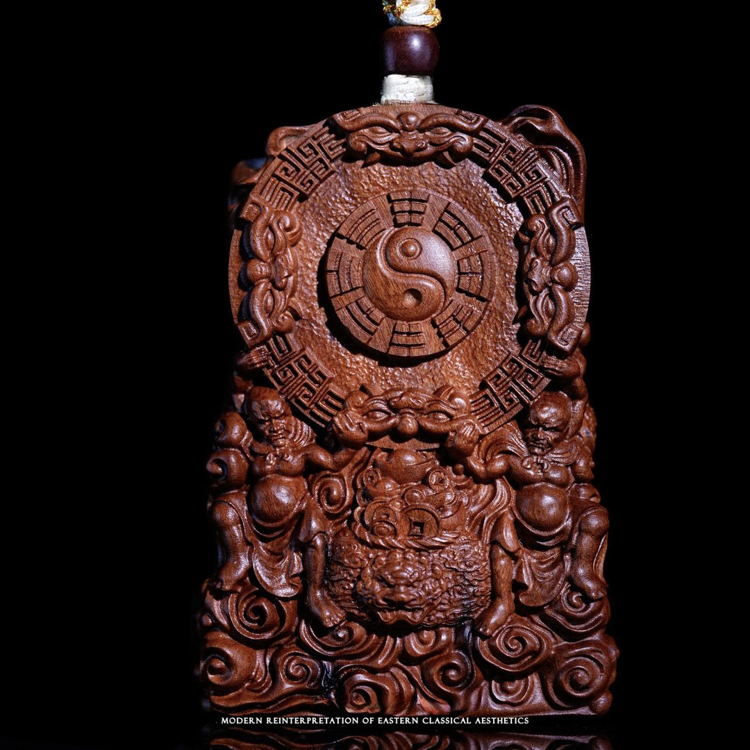 Three-dimensional wooden sculpture of Zhong Kui