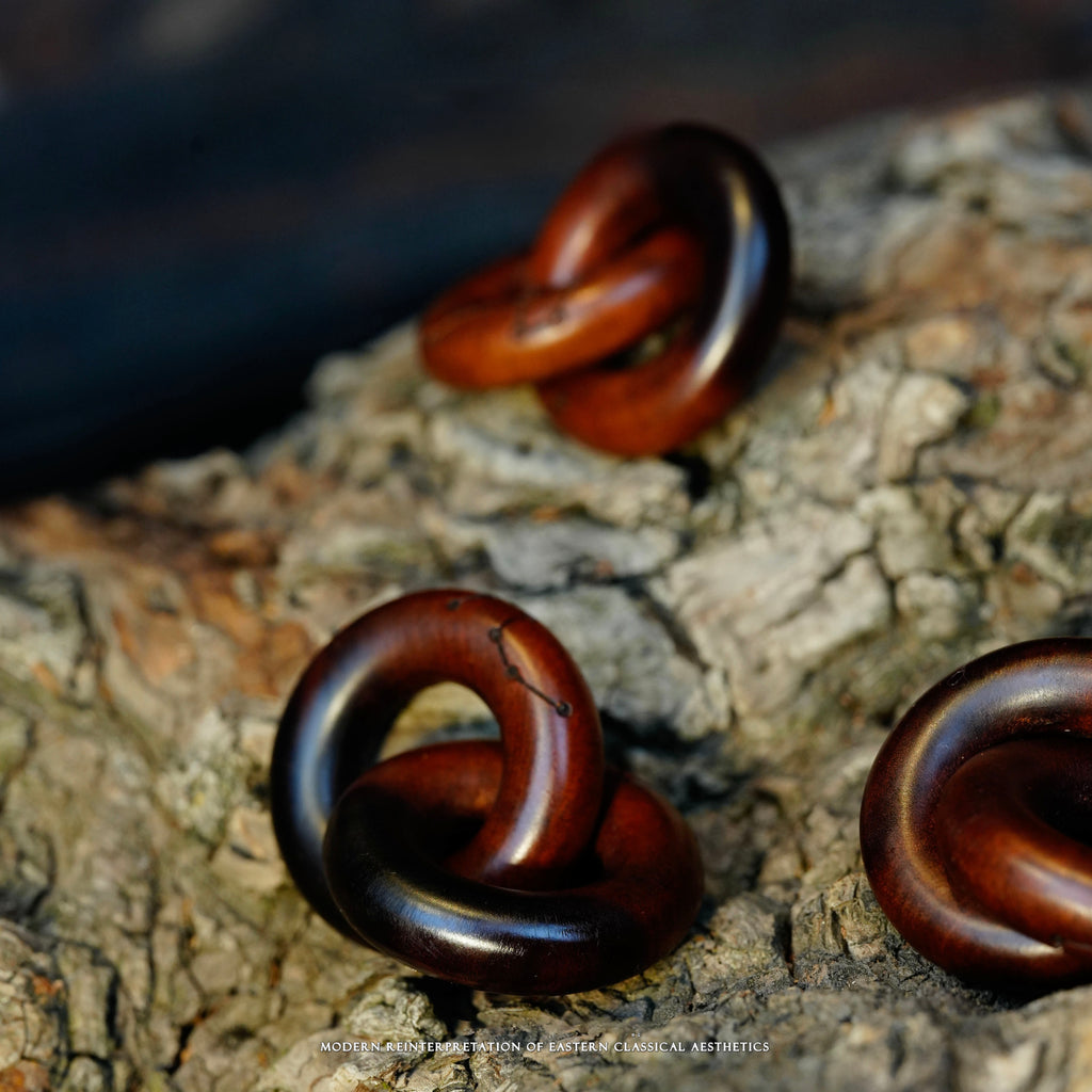 Small Thunderstruck Wood Carved Qiankun Ring
