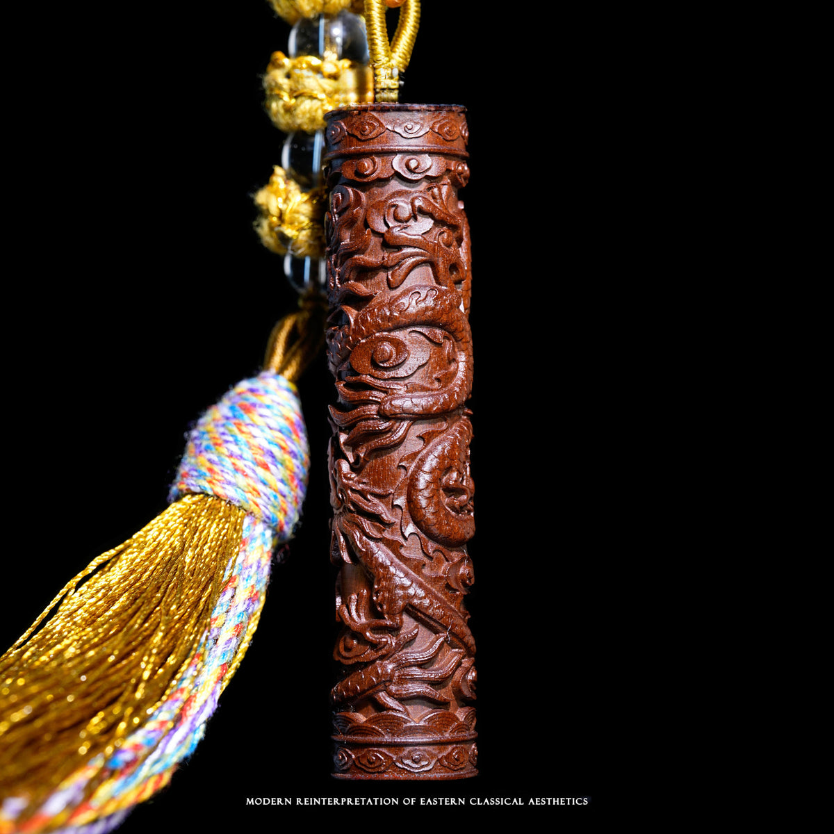 Three-dimensional wooden dragon pillar carving