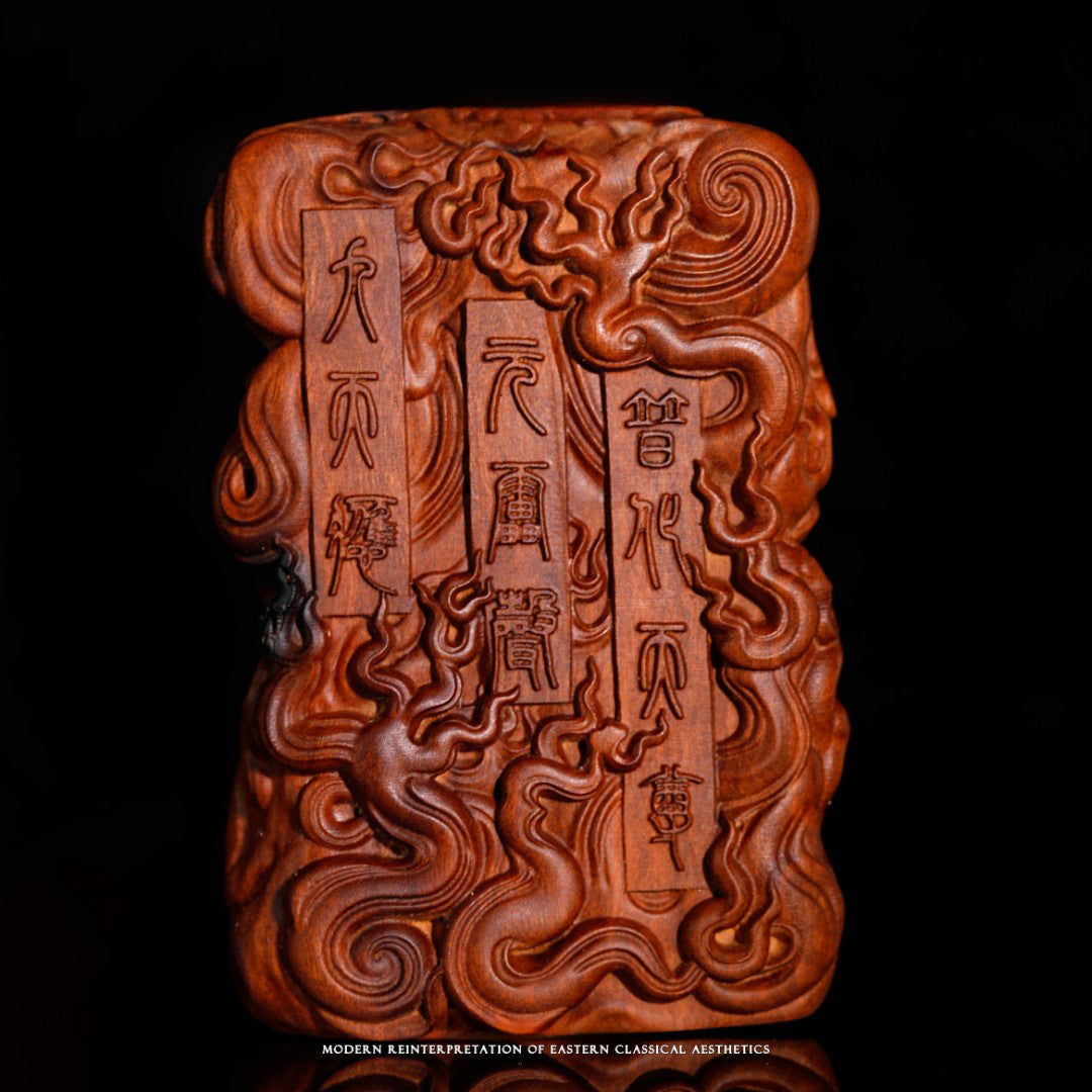 Three-dimensional wooden sculpture of Leizu