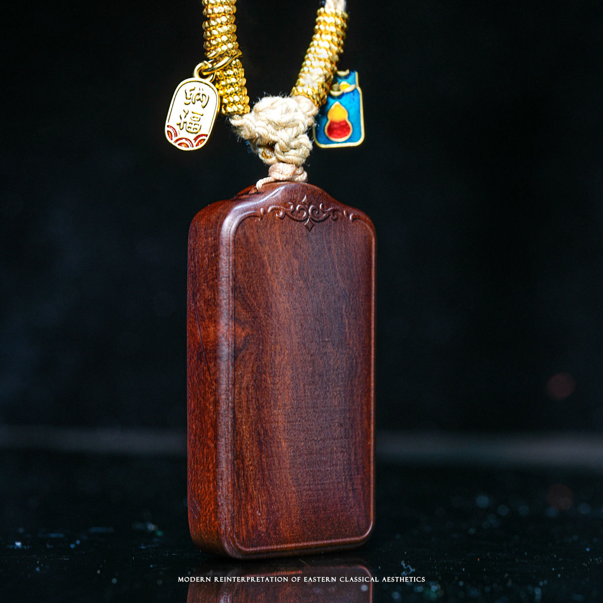 Lightning-struck wood Wushi plaque carving