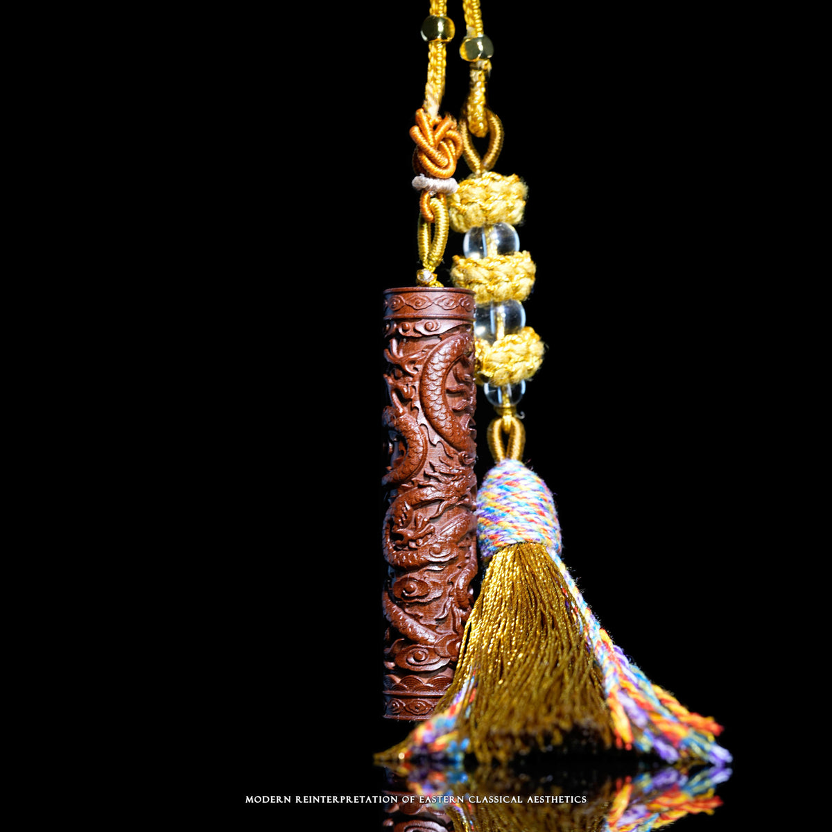 Three-dimensional wooden dragon pillar carving